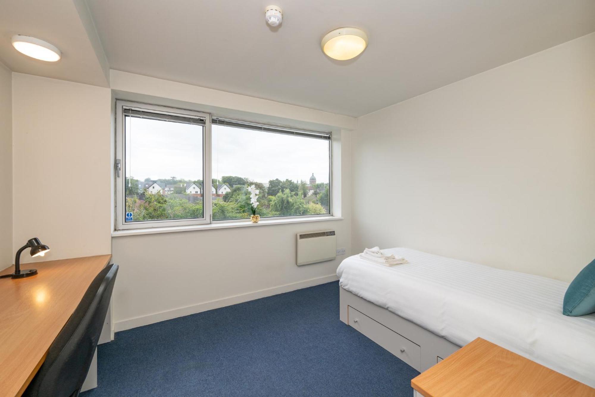 Victoria Mills - Ucc Summer Beds Cork Exterior photo