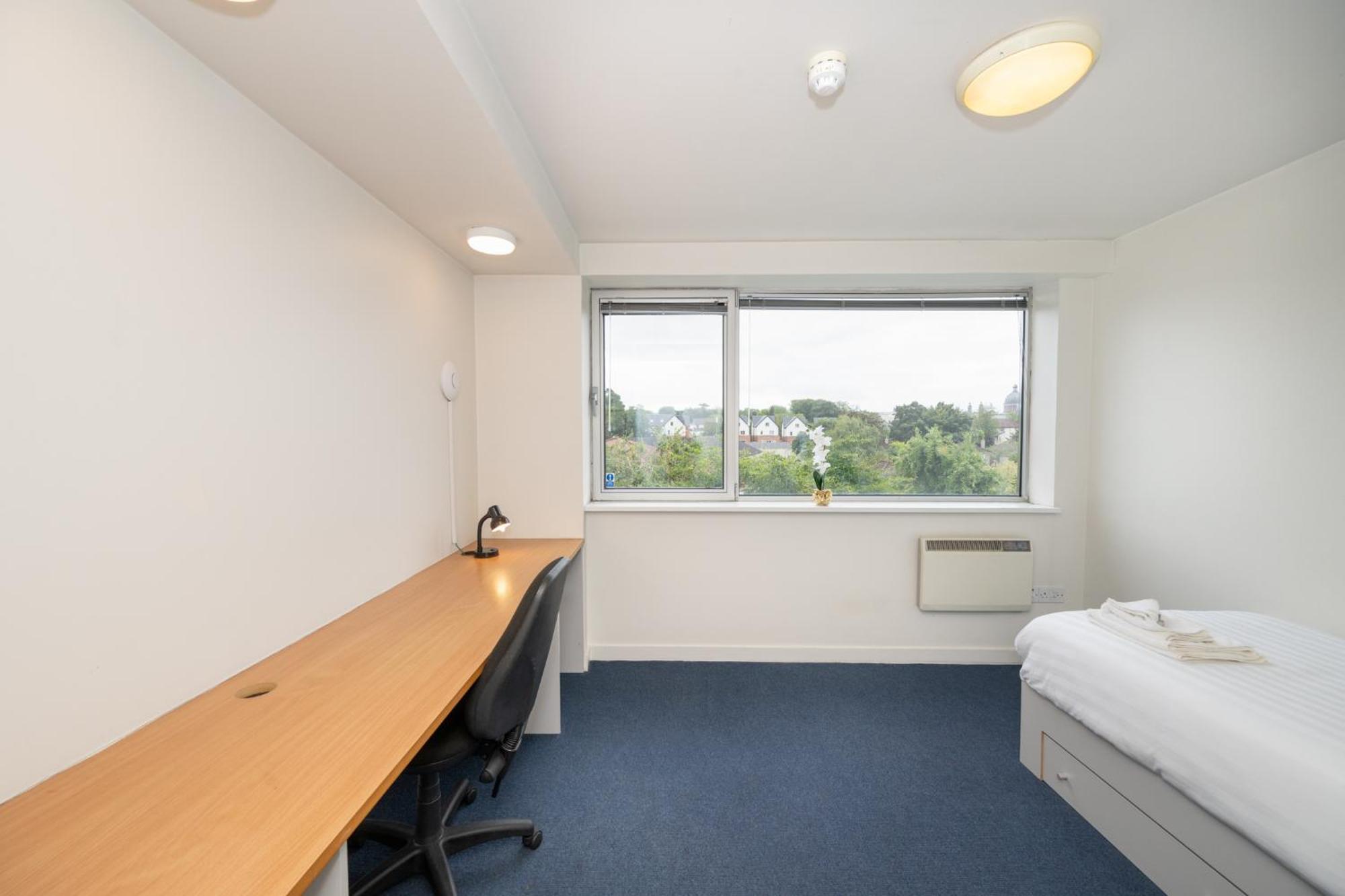 Victoria Mills - Ucc Summer Beds Cork Exterior photo